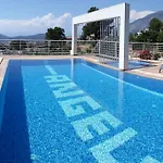 Villa Alya, Spacious 4 Bed With Private Pool Fethiye