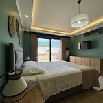 Villa Alya, Spacious 4 Bed With Private Pool