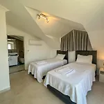 Alya, Spacious 4 Bed With Private Pool Villa Fethiye