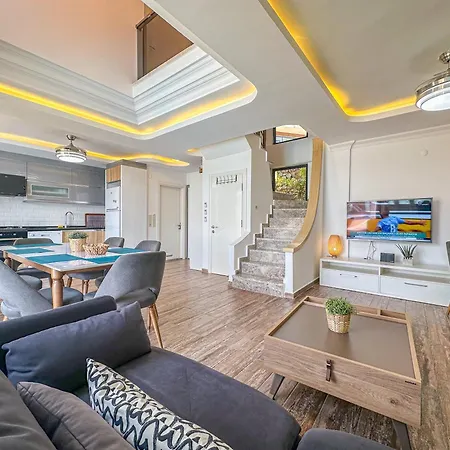 Βίλα Alya, Spacious 4 Bed With Private Pool *