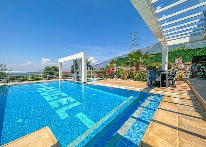 Vila Alya, Spacious 4 Bed With Private Pool