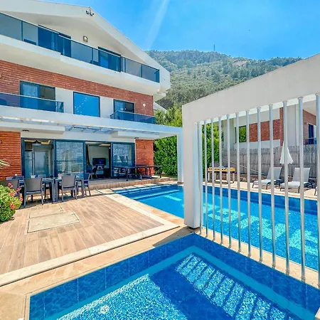 فيلة Alya, Spacious 4 Bed With Private Pool *