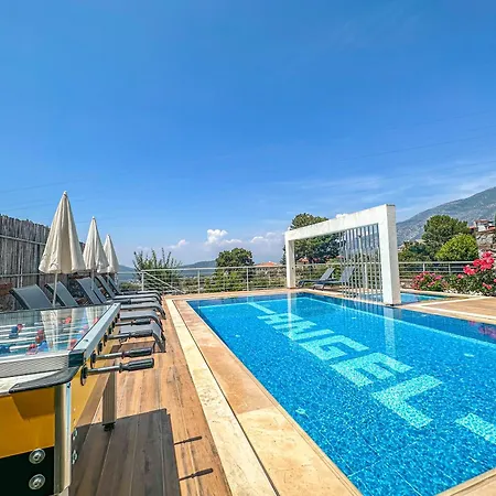 Alya, Spacious 4 Bed With Private Pool فيلة فتحية