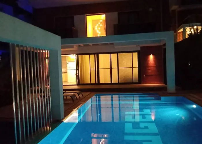 Βίλα Alya, Spacious 4 Bed With Private Pool *